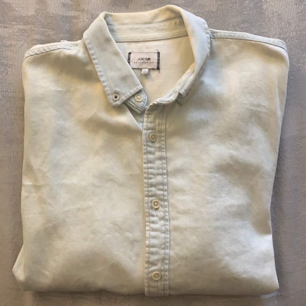 Joe’s Collection - Large - Casual Button Down